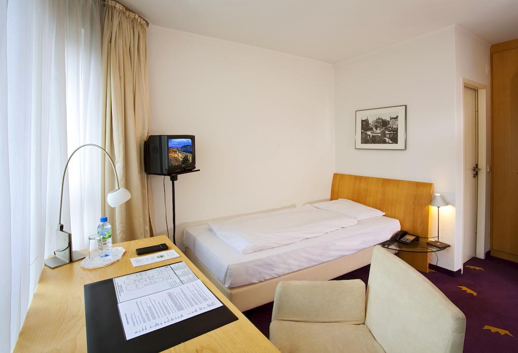 Hotel Prinzregent By Centro Basic